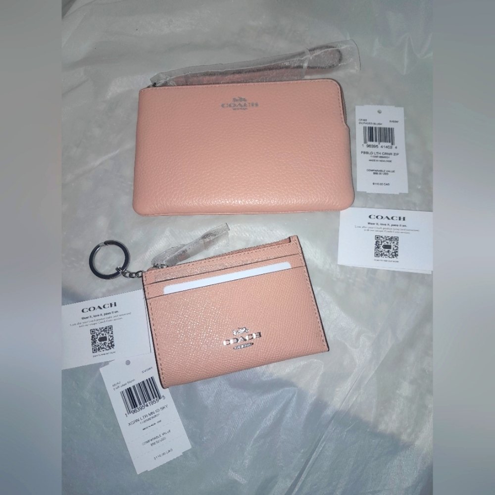New Coach Wristlet & Skinny ID Card Case With Keyring In Faded Blush Color